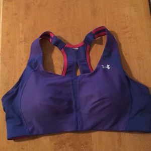 UnderArmour sports bra